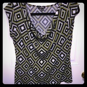 Scoop neck green black and white blouse